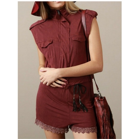 POL Sleeveless Moto Romper Stretch Jersey Knit burgundy women’s large New w/tags - Picture 1 of 13